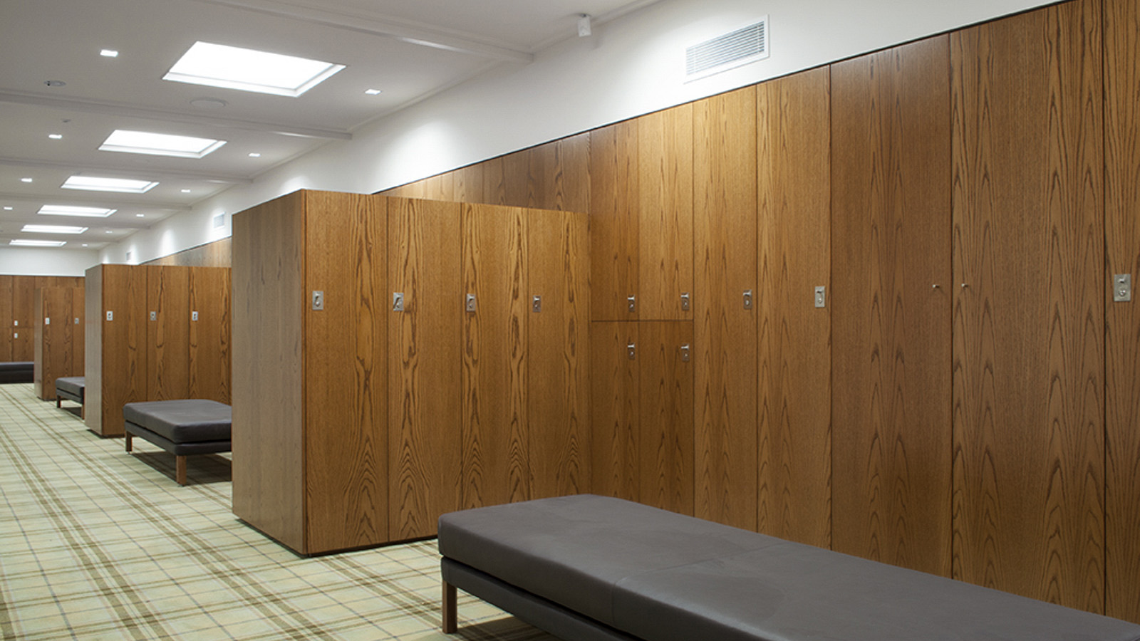 lockin-gym-lockers-royal-melbourne-golf-club-03 elite sports lockers for North Melbourne Football Club by Lockin