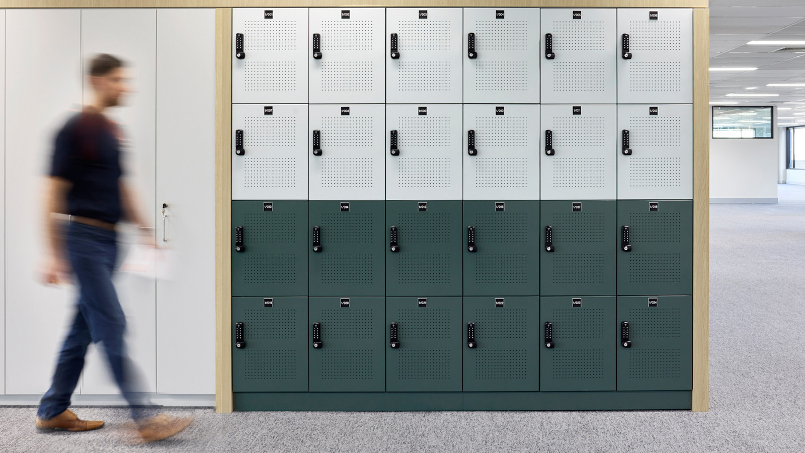 lockin-workplace-lockers-city-kingston-cheltenham-08 workplace lockers at Royal Melbourne Hospital - Lockin