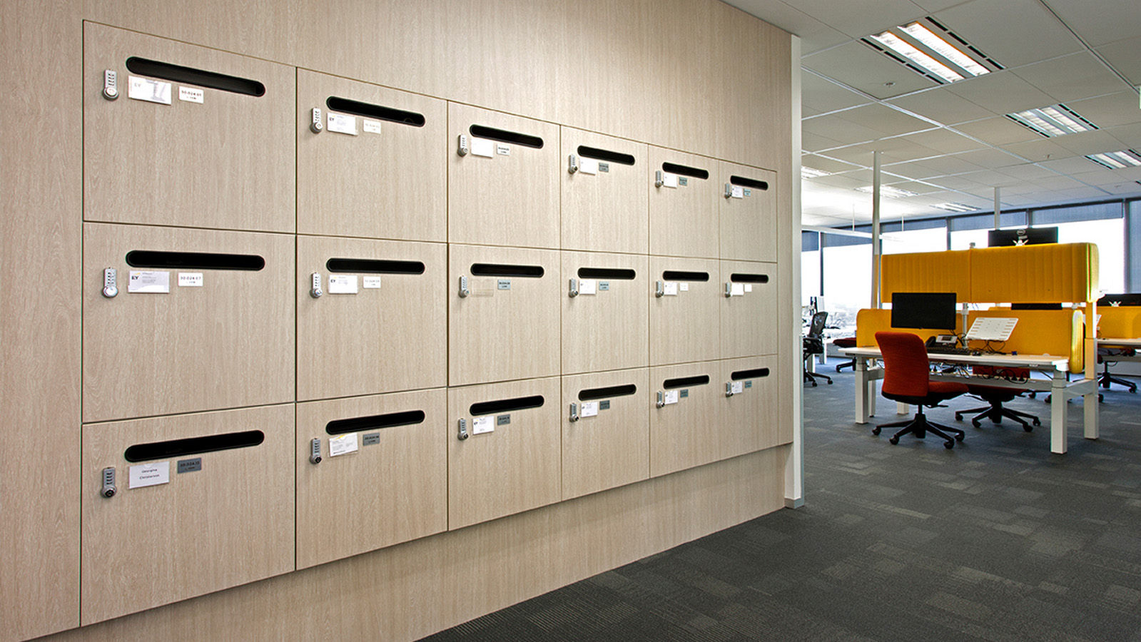 workplace lockers at Royal Melbourne Hospital - Lockin